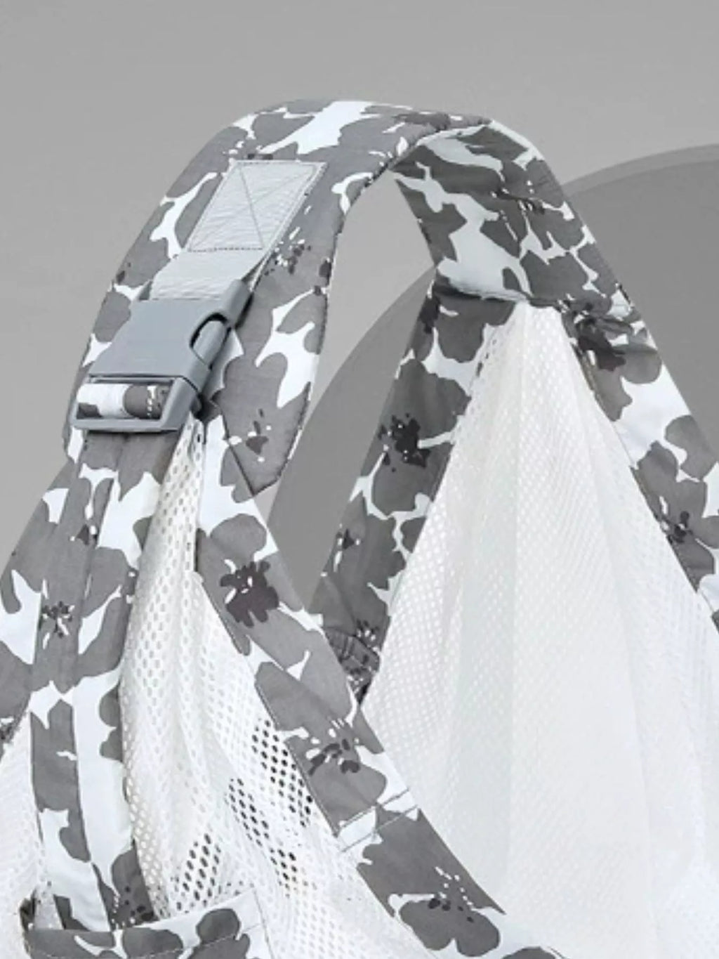 Ergonomic Leaf Print Baby Sling Carrier